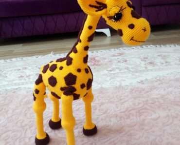 Best Amigurumi Giraffe Model Free Pattern